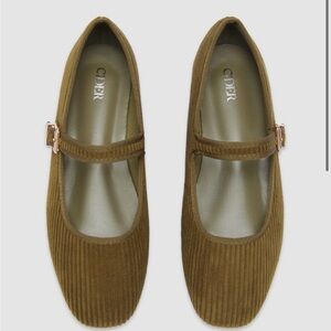Cider Corduroy Mary Jane Flats size 41